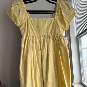 Yellow puff sleeve sun dress